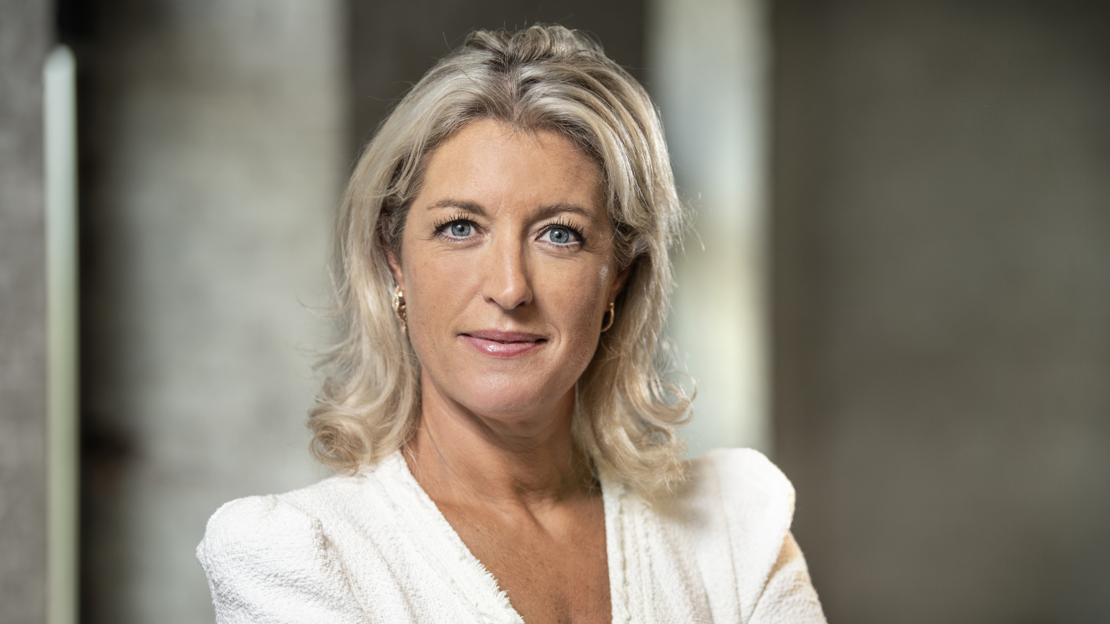 Iris Hemelaer.jpg